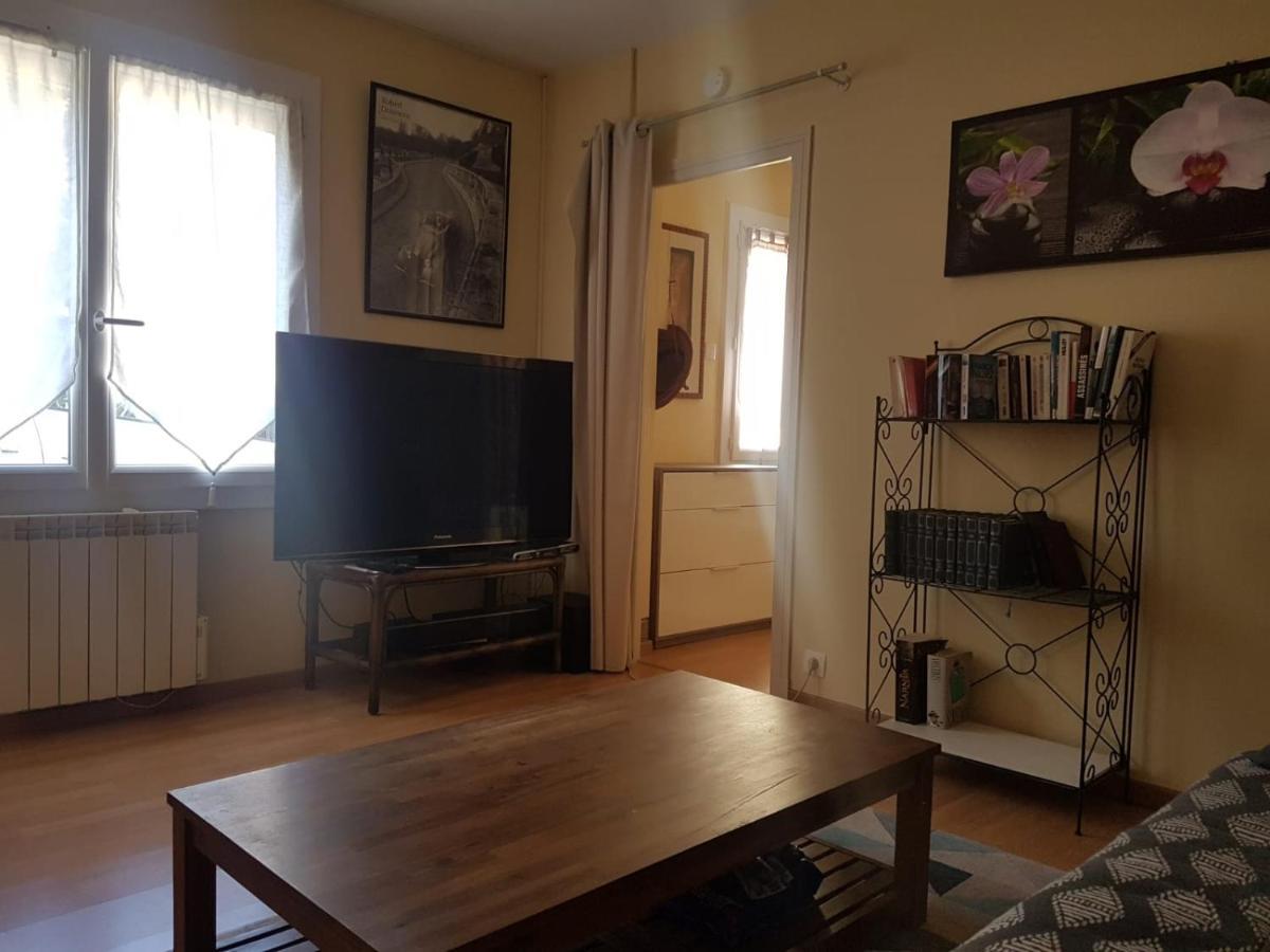 Surgères Charmante Maisonnette 2 Personnes Avec Wifi מראה חיצוני תמונה