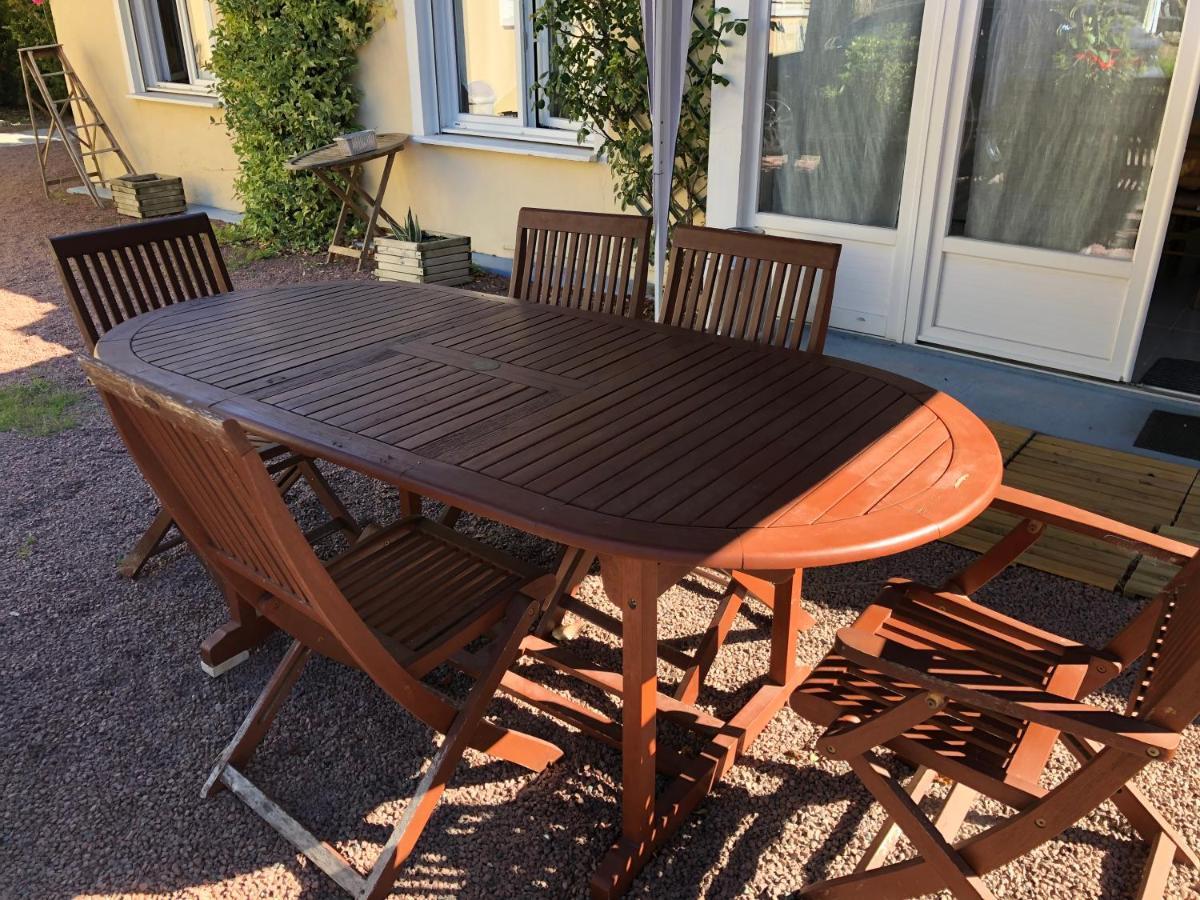 Surgères Charmante Maisonnette 2 Personnes Avec Wifi מראה חיצוני תמונה