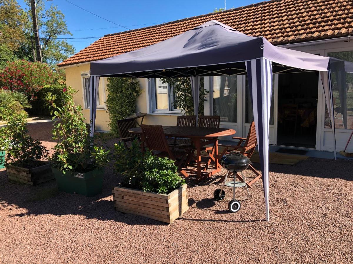 Surgères Charmante Maisonnette 2 Personnes Avec Wifi מראה חיצוני תמונה