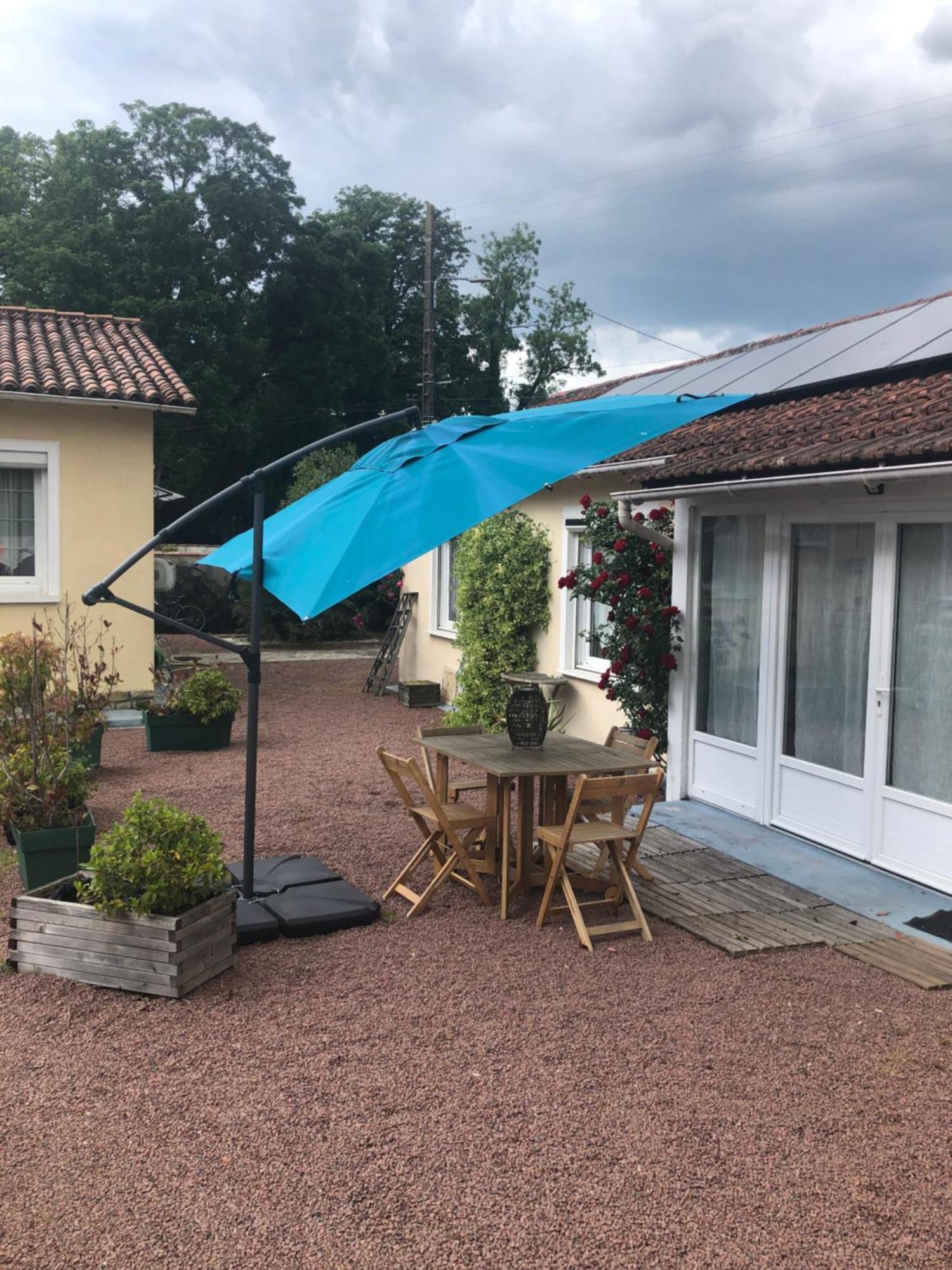 Surgères Charmante Maisonnette 2 Personnes Avec Wifi מראה חיצוני תמונה